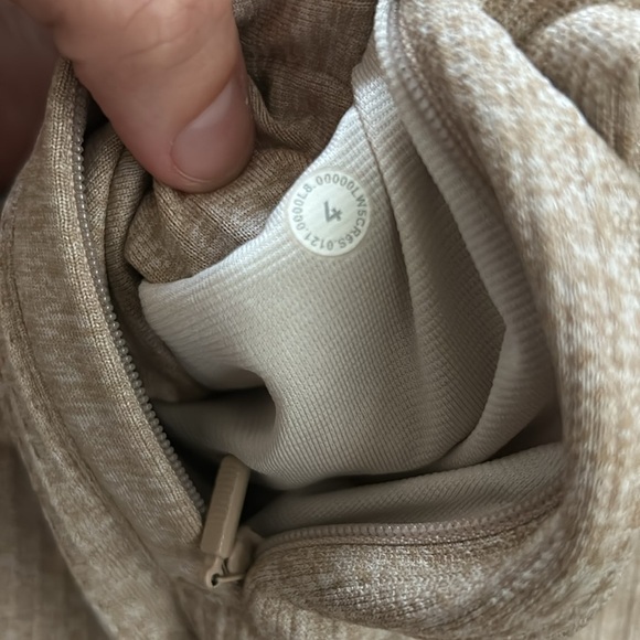 LULULEMON Engineered Warmth Joggers Size 4 - Picture 5 of 6